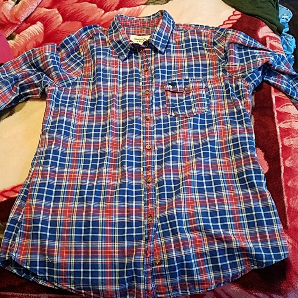 flannel button up long sleeve shirt